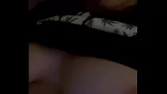 Redare Fumatul MILF real și se umilește cu țâțe uriașe