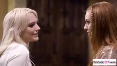 Redare BFF -uri lesbiene păroase în acțiune intensă 69: Kenna James și Madi Collins