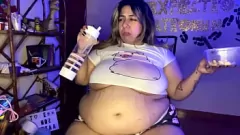 Play Chubby BBW Webcam Model Coraline Goes Wild with Dildo