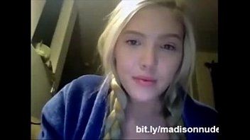 Play He loves a dick too much to put his fingers in her pussy