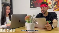 Reproduzir Marido corno é pego transando com sua cunhada latina hardcore na mesa