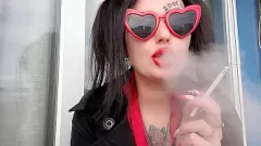 Play Smokey Valentines: Sensual Dominatrix Nika's Cigarette Fetish