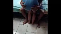 Reproduzir Eu fodi esse adolescente latino sexy em seu vestido apertado